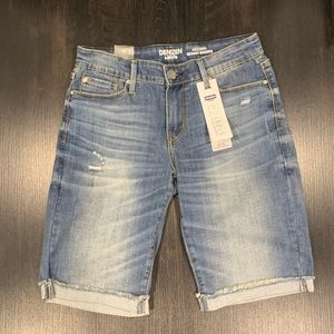 NWT Levi Denizen Misses Modern Skinny Shorts Size 6